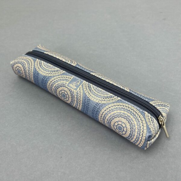 Etui saszetka piórnik jamnik koła jeans 5903641209960