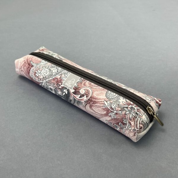 Etui saszetka piórnik jamnik paisley szare 5903641209861