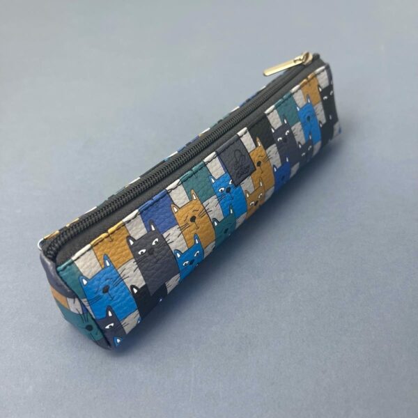 Etui saszetka piórnik trójkątny kotecki 5903641209748