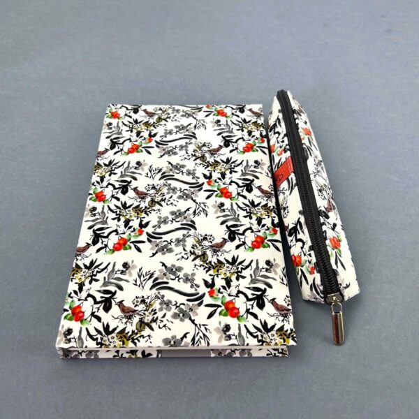 Elegancki Notes Notatnik A5 192 strony w kratkę Soft Touch PTAKI W JARZĘBINIE - obrazek 5